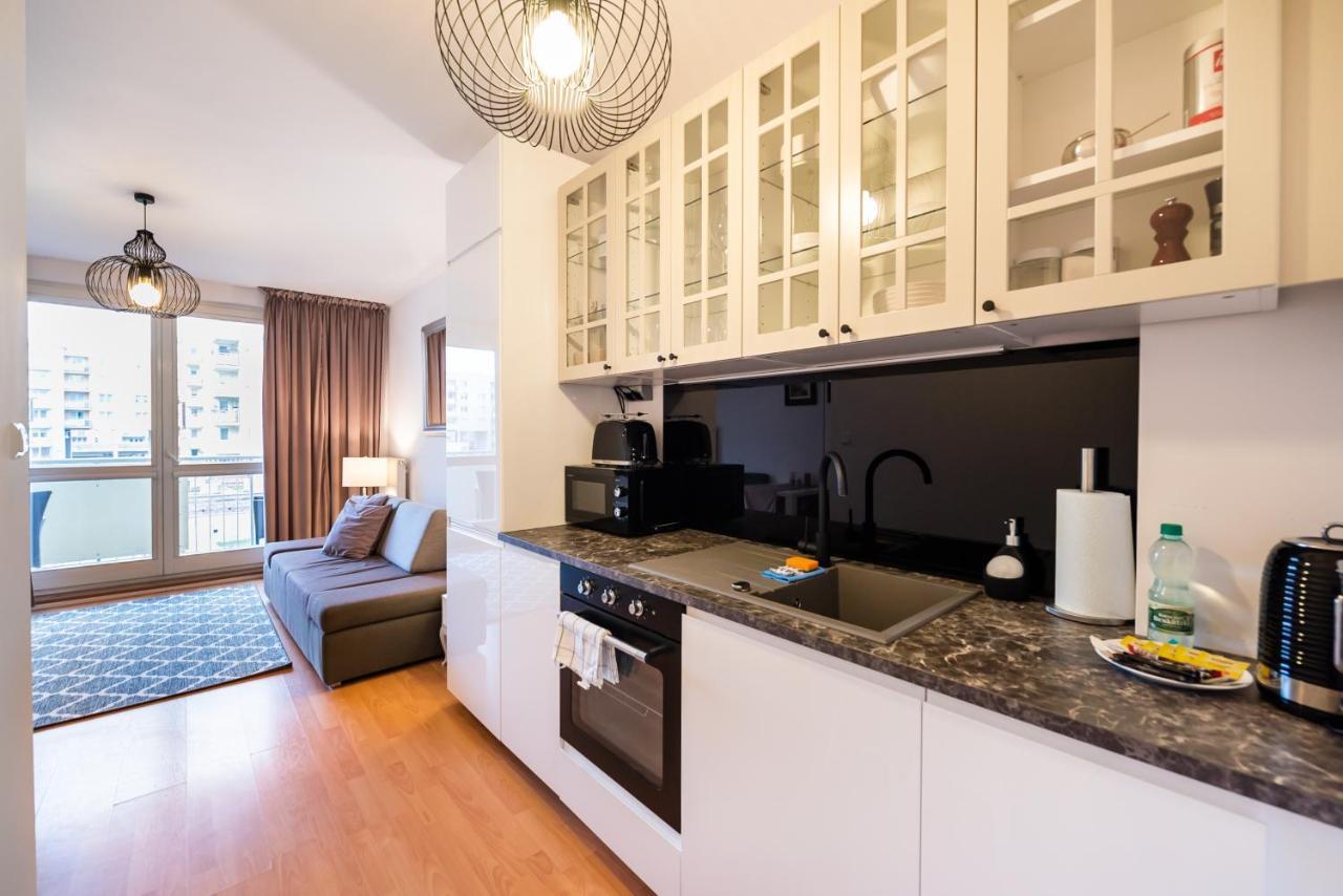 Metro Kondratowicza Velvet Apartment Warszawa Eksteriør bilde