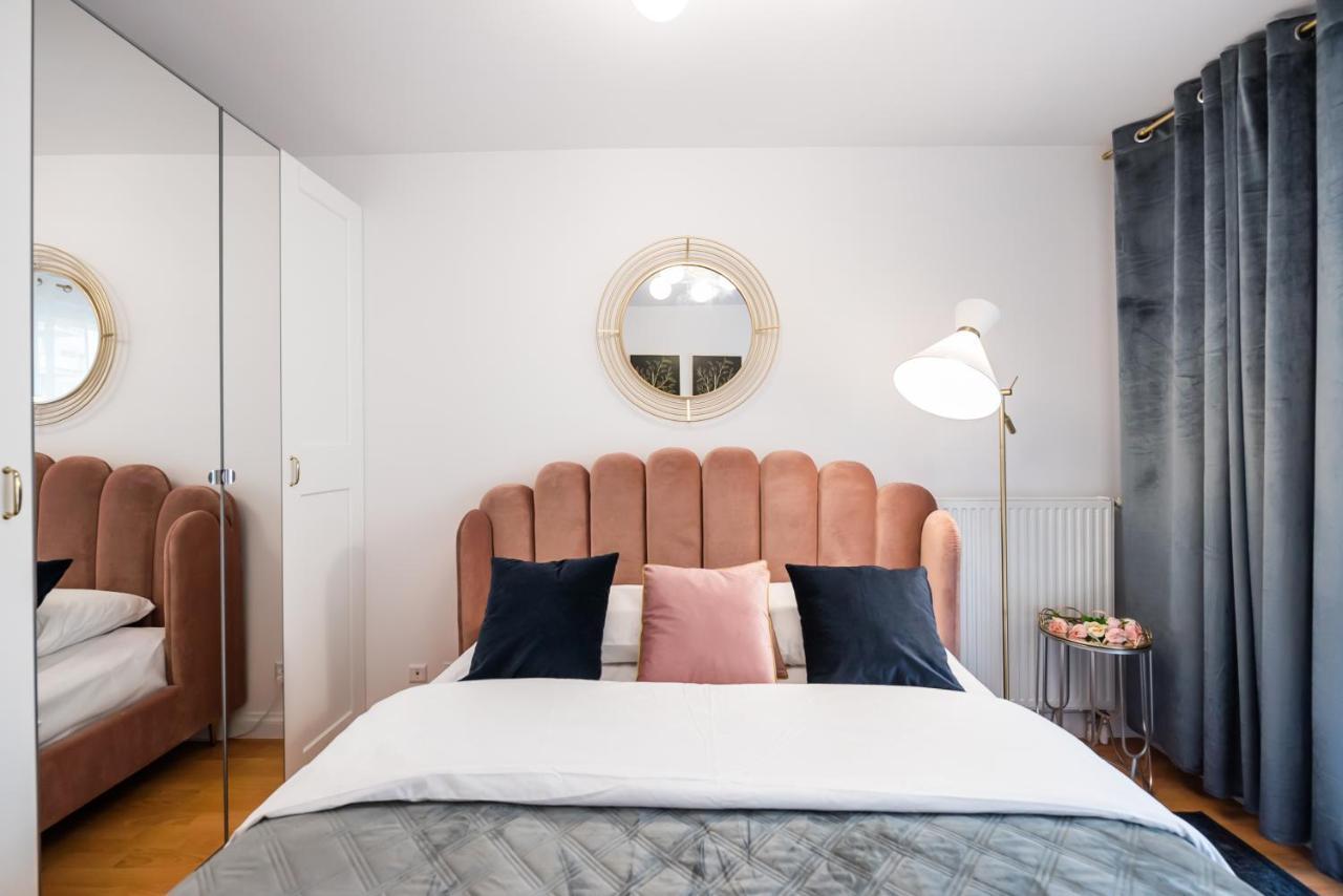 Metro Kondratowicza Velvet Apartment Warszawa Eksteriør bilde