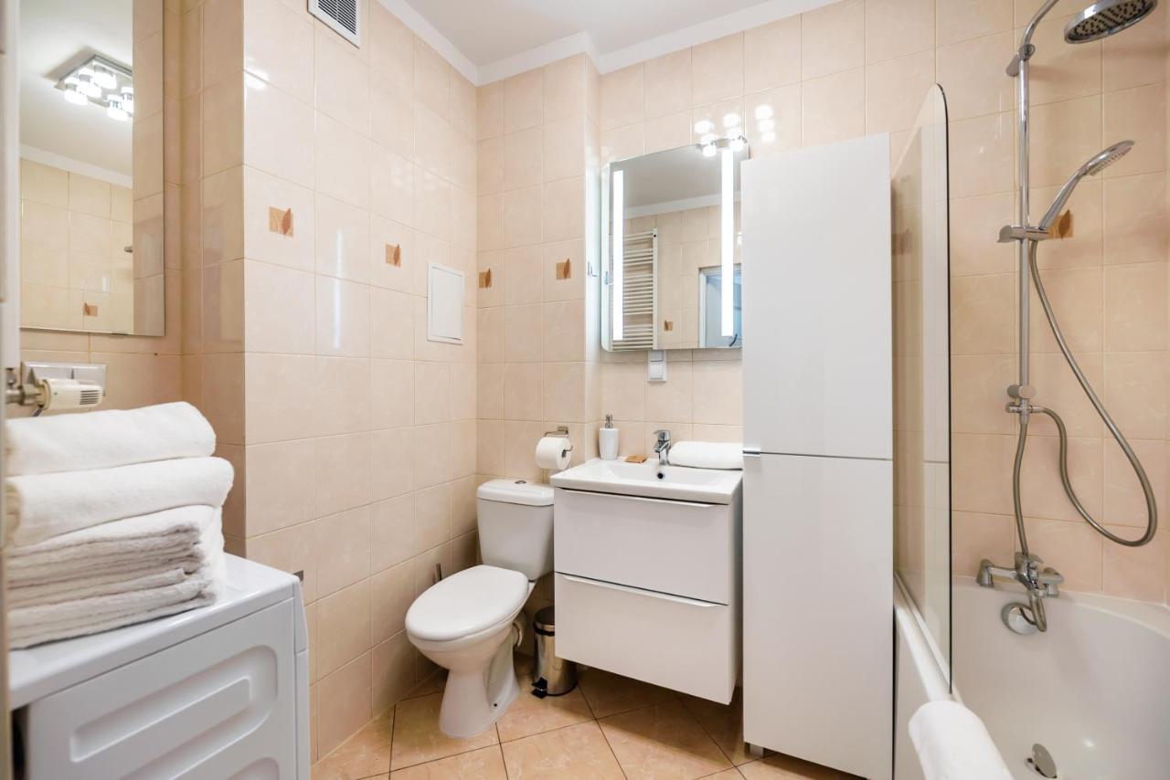 Metro Kondratowicza Velvet Apartment Warszawa Eksteriør bilde